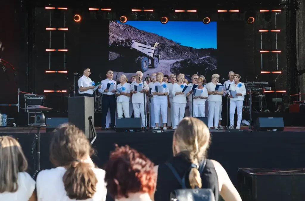 Tłumy na Imieninach Gminy Chełmiec – Golec uOrkiestra i maskotka Krzyś zachwycili mieszkańców