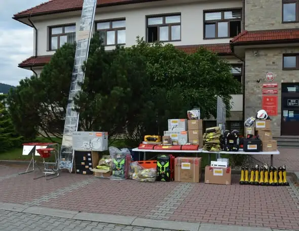 Nowoczesny sprzęt dla OSP w Gminie Łososina Dolna – inwestycja w bezpieczeństwo mieszkańców