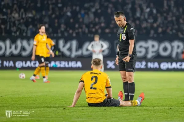 Dawid Wiśniewski arbitrem meczu Sandecji z Resovią