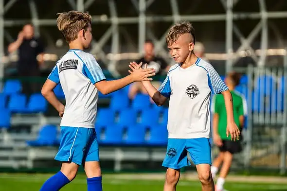 Młodzi piłkarze z Korzennej rozegrali sparing z BAP