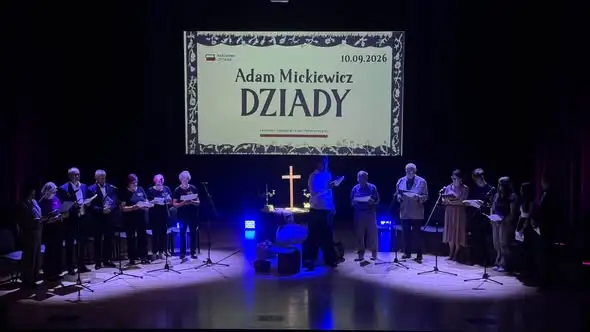 Narodowe Czytanie w Łącku: „Dziady” Mickiewicza połączyły pokolenia