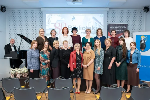 Stary Sącz: biblioteka świętowała 80-lecie. Medale, odznaczenia i wzruszenia