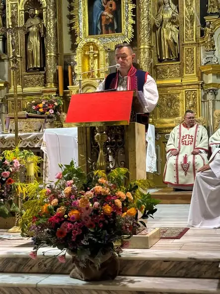 Fotorelacja z Mszy Świętej w Łącku – duchowy początek Święta Owocobrania
