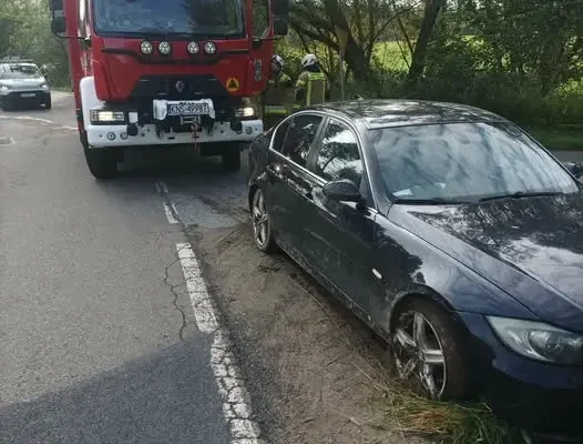 Podegrodzie: samochód wypadł z drogi — interweniowały służby ratunkowe