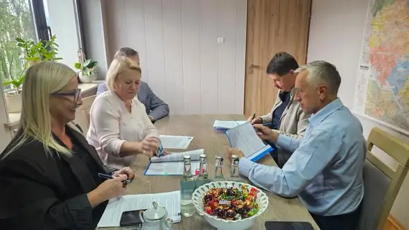 Umowa na kanalizację w Zagorzynie podpisana. Inwestycja za ponad 1,4 mln zł