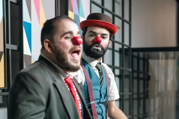 Teatr Kwadrat rozbawił Nowy Sącz – fotorelacja z „Godzinki spokoju”