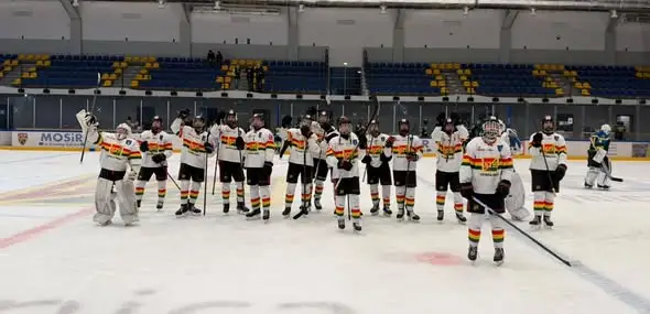 Sportowy weekend w Krynicy-Zdroju: hokej, emocje i ślizgawki