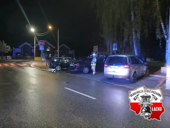Zdarzenie drogowe w Łącku – interweniowały OSP Łącko i JRG 2 Nowy Sącz