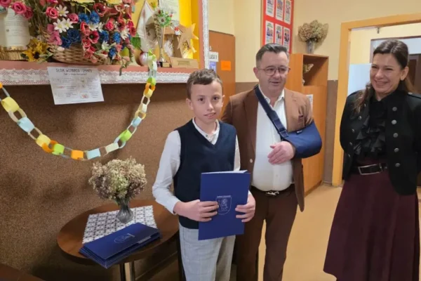 Stypendia Wójta Gminy Chełmiec dla uczniów z Rdziostowa